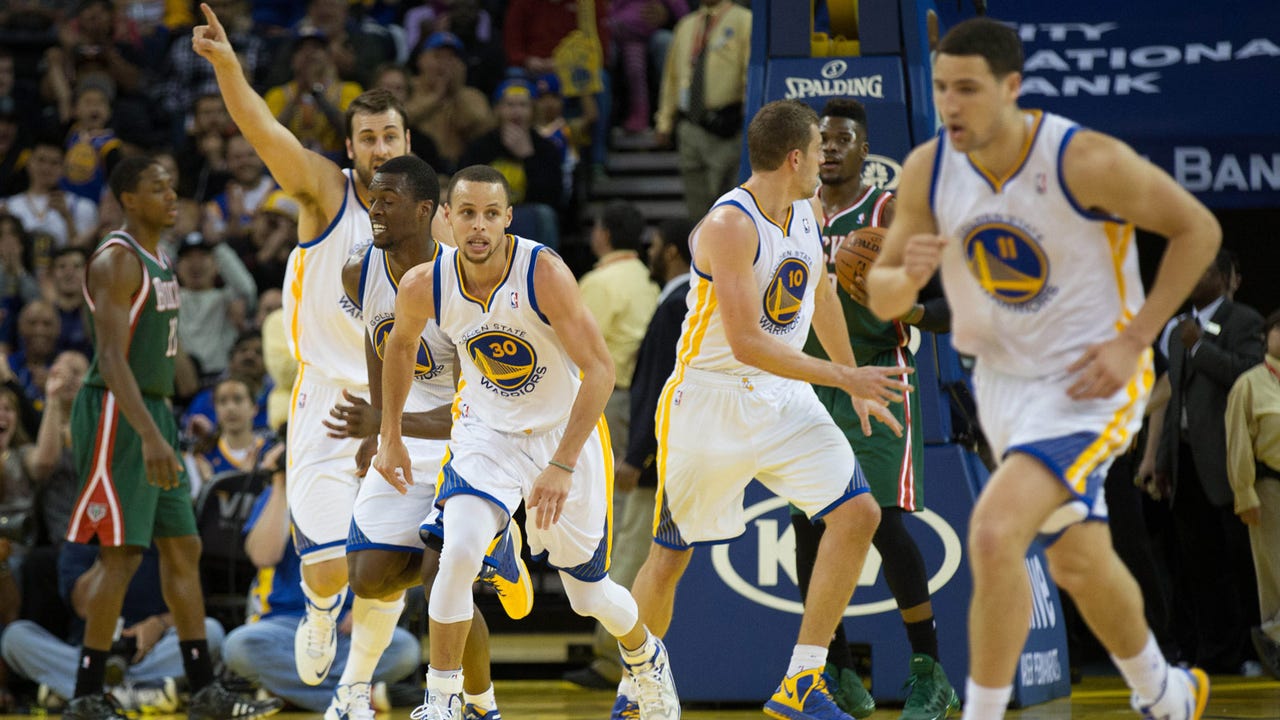 Bucks allow 60 combined points to Warriors' Curry, Thompson in loss